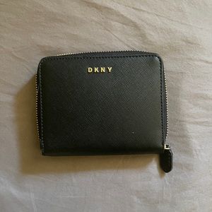 DKNY Wallet